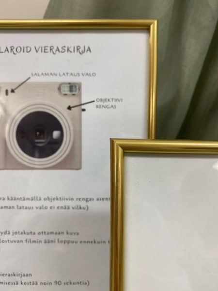 Kultaiset kehykset - vuokrattava tuote - Image 2