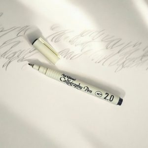 kalligrafia kynä